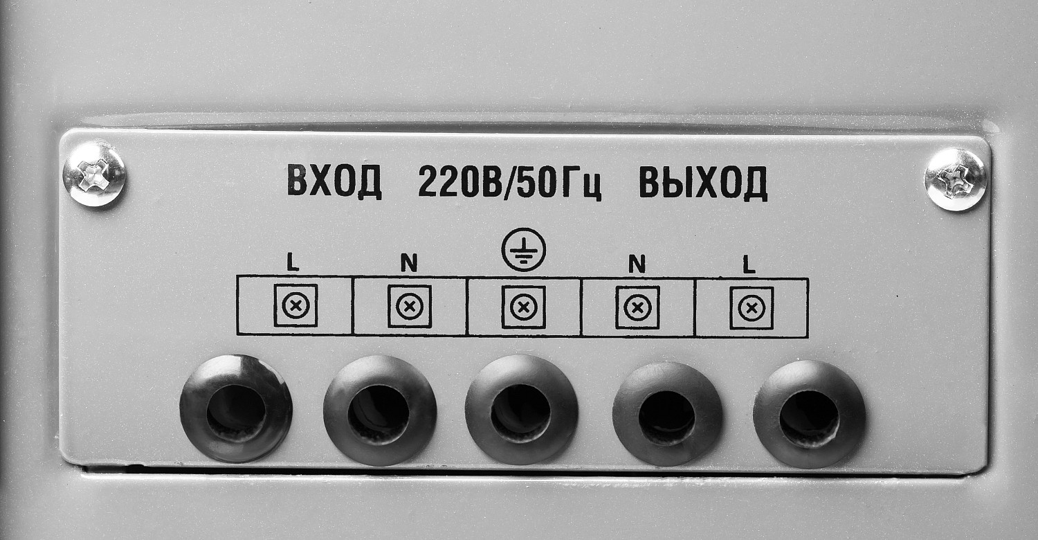 ЗУБР 5000ВА, 5 кВт, автоматический стабилизатор напряжения, Профессионал (59380-5) — фото 4